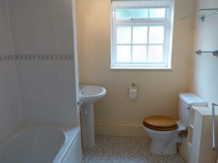 2 Bedroom End Of Terrace House To Rent In Main Street, Great Bowden, LE16