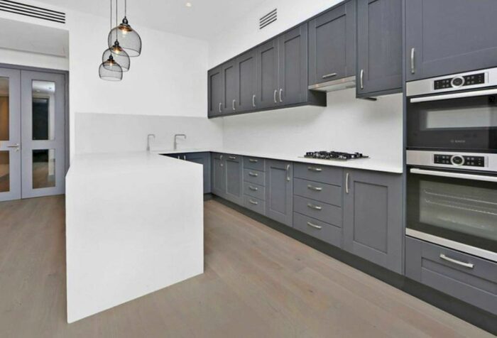 3 Bedroom Flat To Rent In Carlton Road, London, W5