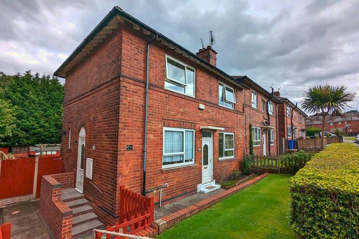 3 Bedroom Semi-Detached House For Sale In Cricket Inn Crescent, Sheffield, S2