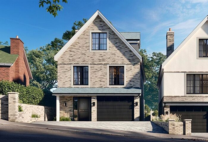 4 Bedroom Detached House For Sale In Warwick Road, Lower Parkstone, BH14