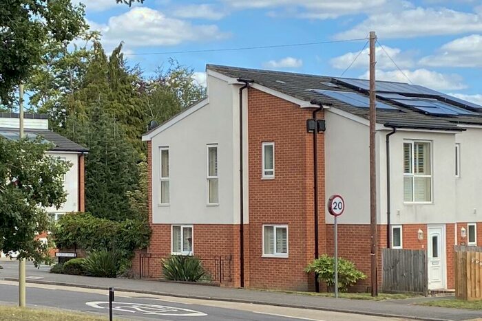 2 Bedroom Semi-Detached House To Rent In Albert Mews, Fleet, GU51