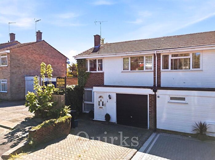 3 Bedroom Semi-Detached House For Sale In Jacksons Mews, Billericay, Essex, CM11