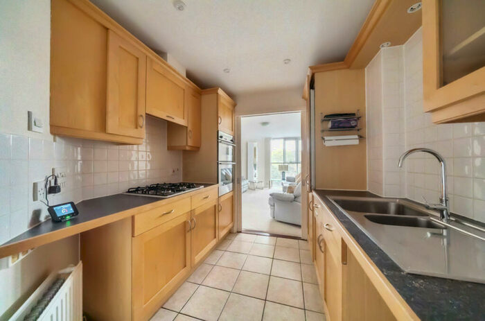 2 Bedroom Apartment To Rent In Marston Gate, Winchester, Hampshire, SO23