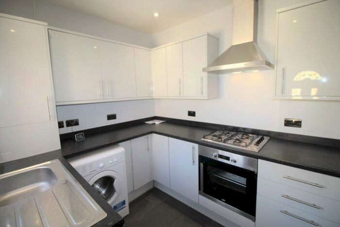 3 Bedroom Terraced House To Rent In Park Road, Stanley, DH9