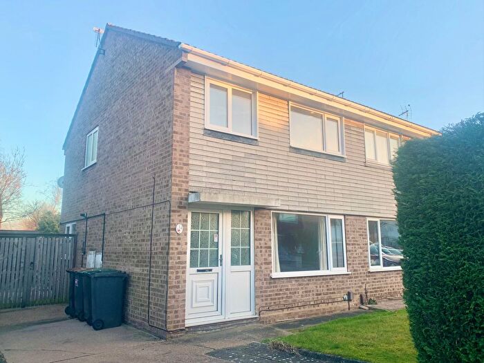 3 Bedroom Semi-Detached House To Rent In Sloan Drive, Nottingham, NG9