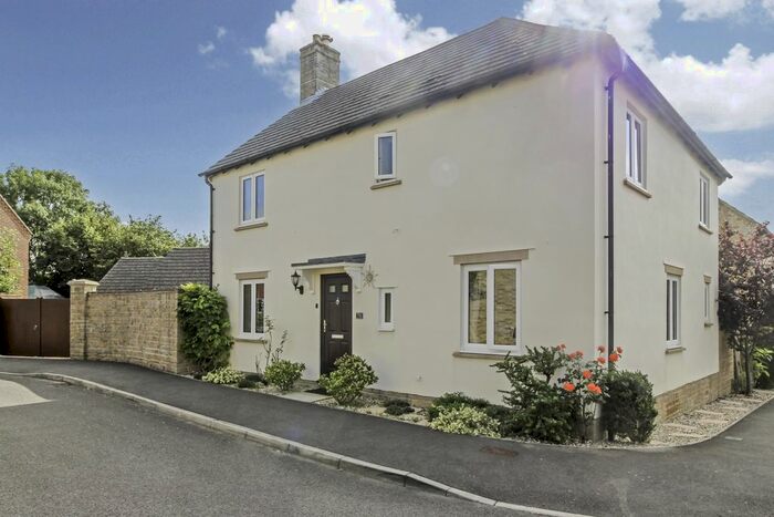 4 Bedroom Detached House To Rent In Granville Way, Sherborne, Dorset, DT9
