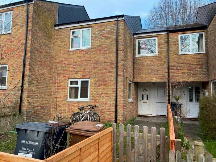 3 Bedroom Property To Rent In Venice Court, East Anton, Andover, SP10