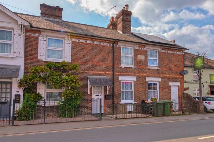 3 Bedroom Terraced House To Rent In Maidstone Road, Paddock Wood, Tonbridge, TN12