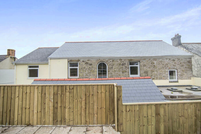 1 Bedroom Flat To Rent In Chapel Road, Foxhole, St. Austell, Cornwall, PL26