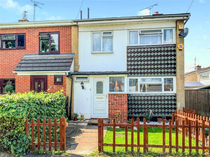 Houses for sale & to rent in RG7 4AS, Station Road, Theale Reading