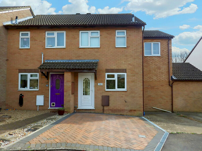 3 Bedroom Terraced House To Rent In Thorney Leys, Witney, Oxfordshire, OX28