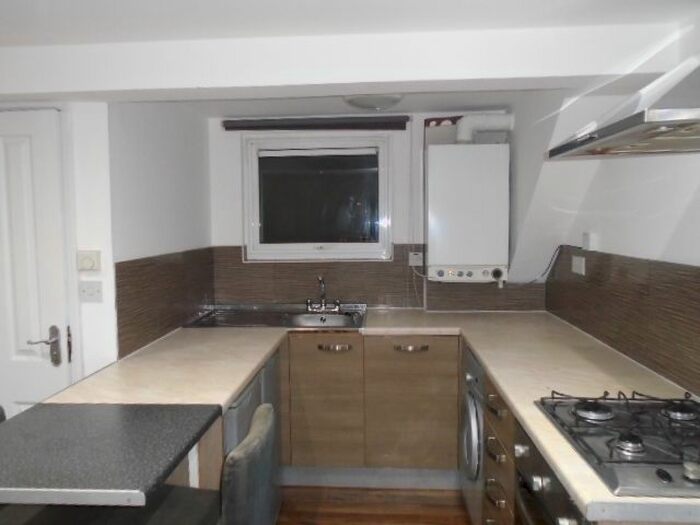 Studio To Rent In North Parade, North Road, Southall UB1