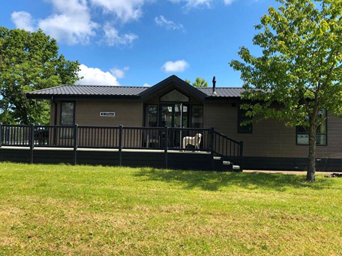 2 Bedroom Lodge For Sale In Hawkchurch, Axminster, EX13