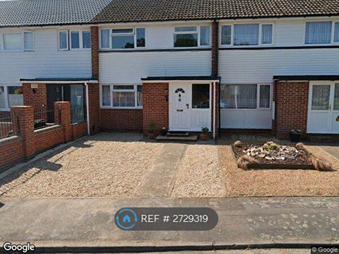 3 Bedroom Terraced House To Rent In Linden Road, Woodley, RG5