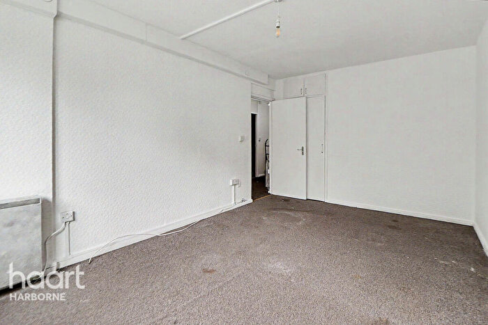3 Bedroom Apartment For Sale In Vincent Drive, Edgbaston, B15
