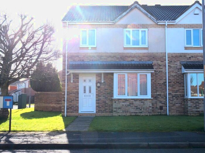 3 Bedroom Semi-Detached House To Rent In Embsay Close, Ingleby Barwick, Stockton-On-Tees, TS17