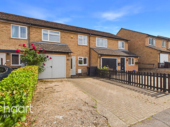 3 Bedroom Terraced House For Sale In Bellairs, Sutton, CB6