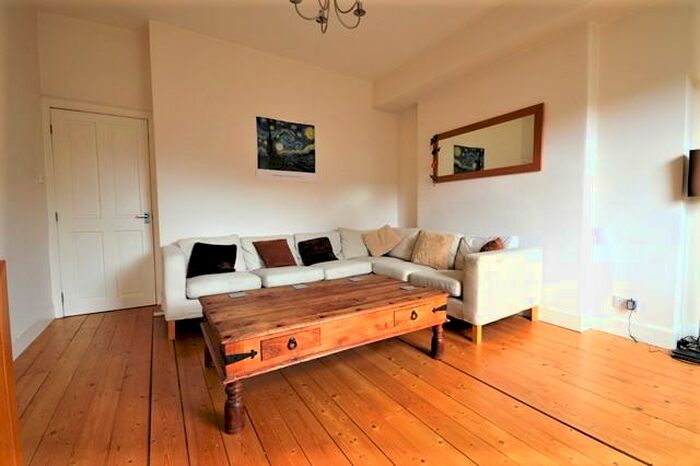 1 Bedroom Flat To Rent In Howden Street Newington, EH8