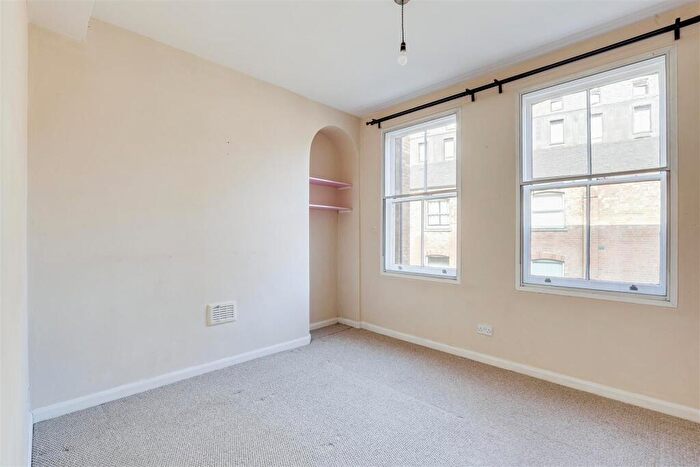2 Bedroom Apartment To Rent In Regent Court, Derby Street, Nottinghamshire, NG1