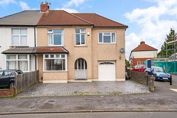 6 Bedroom Semi-Detached House To Rent In Northville Road Bristol, BS7