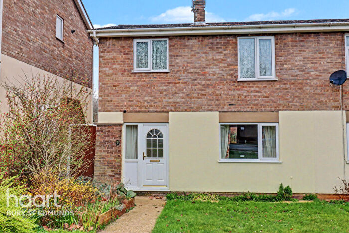 3 Bedroom End Of Terrace House For Sale In Mayfield Road, Bury St Edmunds, IP33