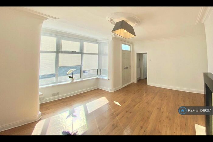 3 Bedroom End Of Terrace House To Rent In Wortley, Leeds, LS12