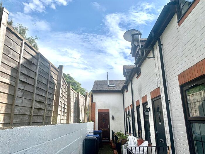 1 Bedroom Terraced House To Rent In Magpie Mews, Devizes, SN10