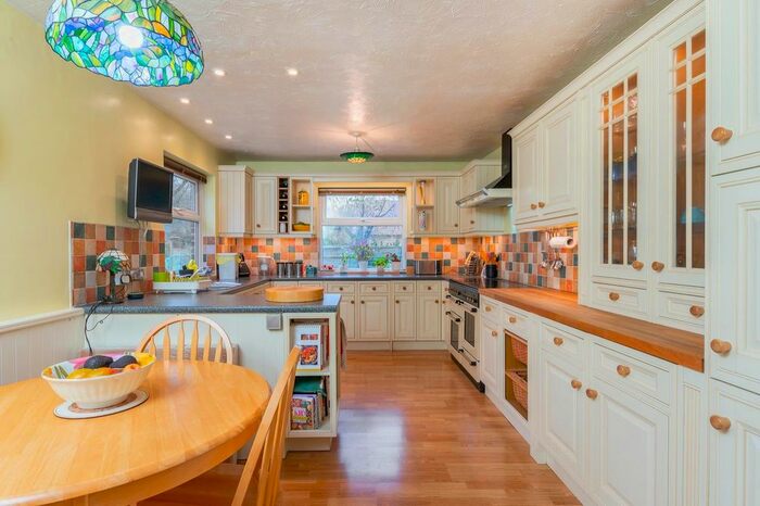 4 Bedroom Detached House For Sale In Hollywood Lane, Easter Compton, Bristol, BS35