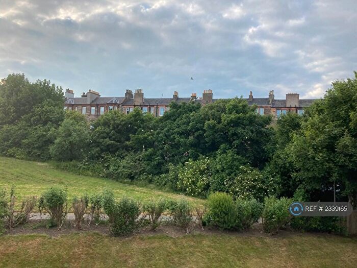2 Bedroom Flat To Rent In Electra Place, Edinburgh, EH15