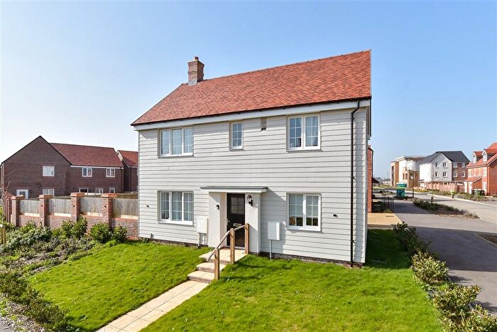 3 Bedroom Detached House For Sale In Anderson Way, Littlehampton, West Sussex, BN17