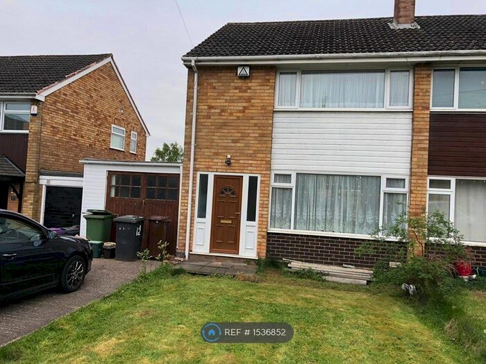 3 Bedroom Semi-Detached House To Rent In Harwin Close, Wolverhampton, WV6