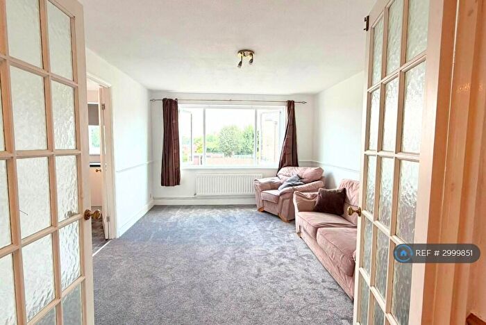 1 Bedroom Flat To Rent In Coleridge Way, Orpington, BR6