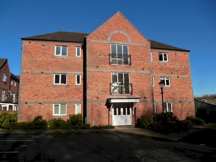 2 Bedroom Flat To Rent In Round Hill Wharf, Kidderminster, DY11