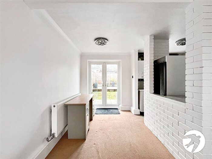 2 Bedroom Terraced House For Sale In Abinger Drive, Chatham, Kent, ME5