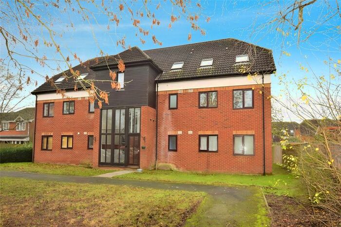 2 Bedroom Flat To Rent In Heron Drive, Bicester, OX26