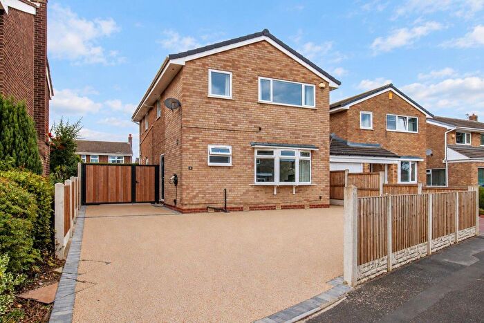 4 Bedroom Detached House For Sale In Stopford Avenue, Sandal, Wakefield, WF2