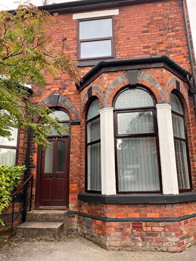 6 Bedroom Semi-Detached House For Sale In Knowsley Road, Ormskirk, L39