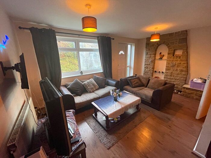 3 Bedroom Terraced House To Rent In St. Johns Close, Leeds, West Yorkshire, LS6