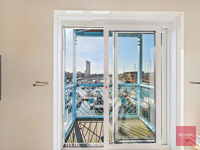1 Bedroom Flat To Rent In Abernethy Quay, Marina, Swansea, SA1