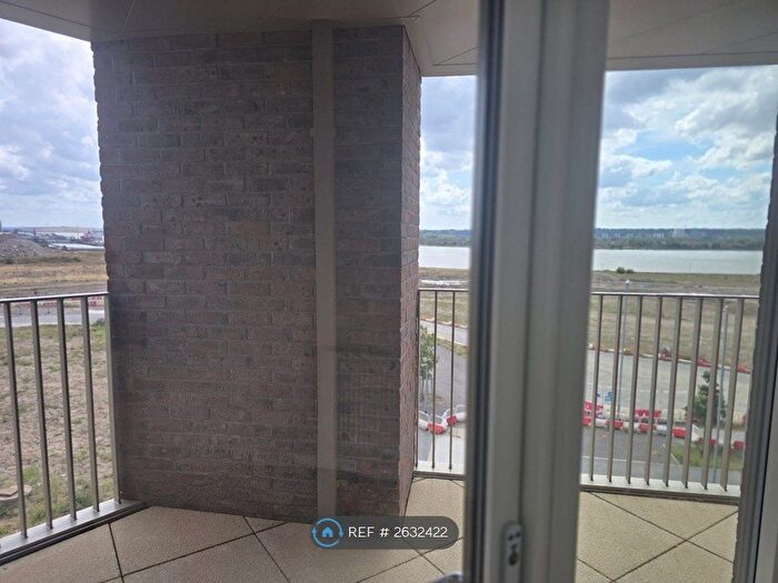 1 Bedroom Flat To Rent In Mulberry Circus, London, IG11