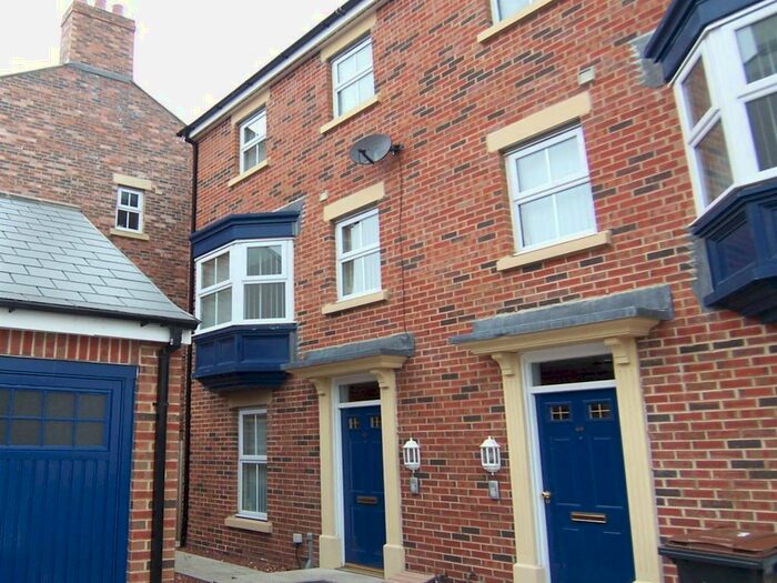 5 Bedroom End Of Terrace House To Rent In Kirkwood Drive, Neville's Cross, DH1