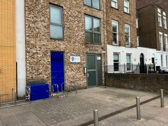 2 Bedroom Flat To Rent In Haggerston Studios, Kingsland Road, Hackney, E8
