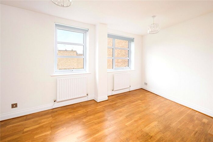 1 Bedroom Flat To Rent In Wetherell Road, Victoria Park, London, E9