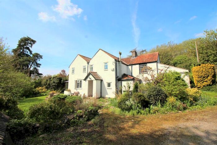 4 Bedroom Property For Sale In Hazel Lane, Low Hazel, Rudgeway, Bristol, BS35