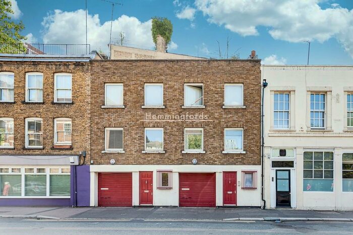 2 Bedroom Terraced House To Rent In Central Street, Clerkenwell, EC1V