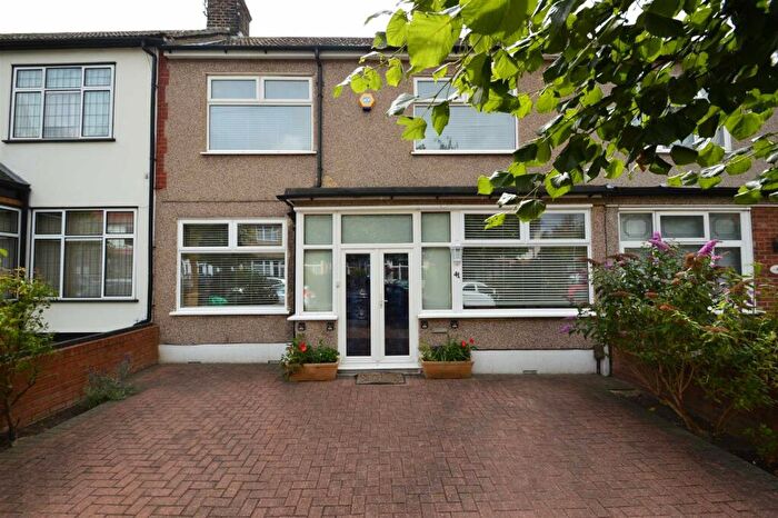 3 Bedroom Terraced House For Sale In Brantwood Gardens, Redbridge, IG4