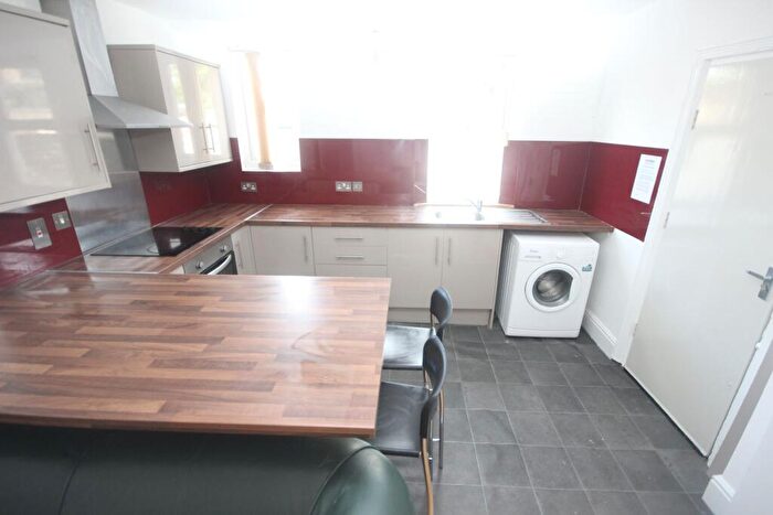 5 Bedroom Terraced House To Rent In Langdale Road, L15
