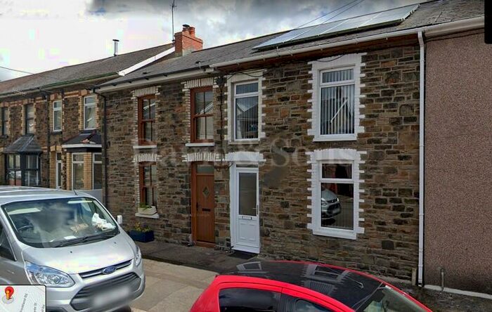 3 Bedroom Terraced House To Rent In Park Place, Risca, Newport., NP11