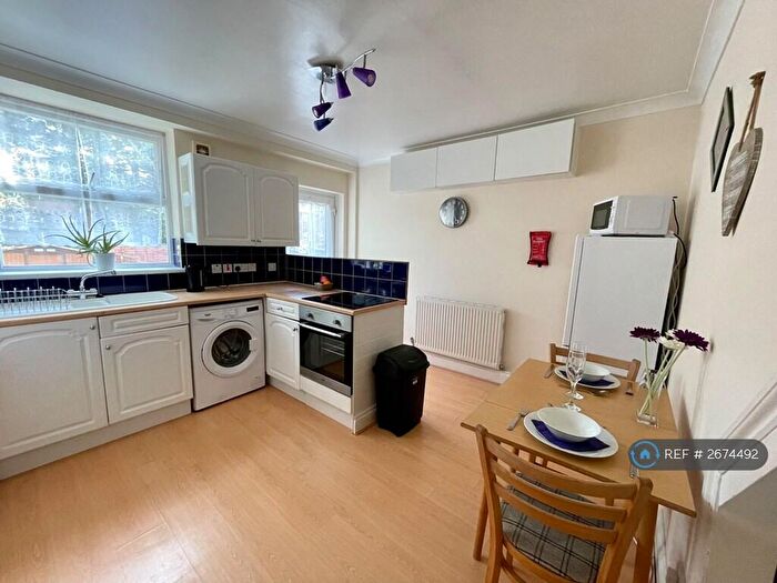 1 Bedroom Flat To Rent In William Street, Reading, RG1