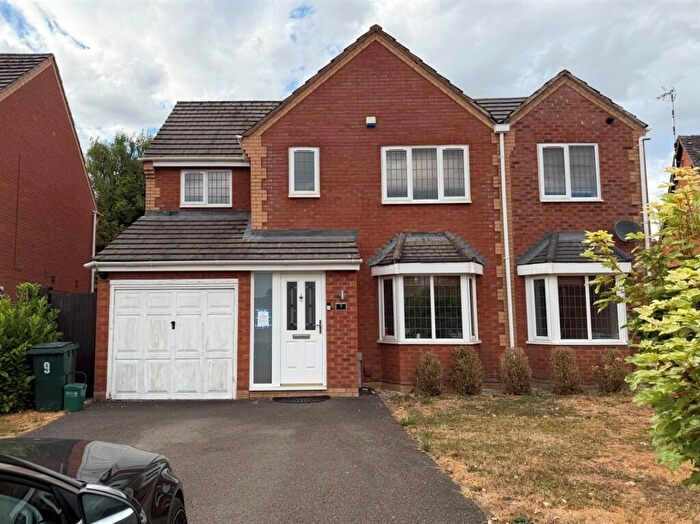 4 Bedroom Detached House For Sale In Lilacvale Way, Coventry, CV4